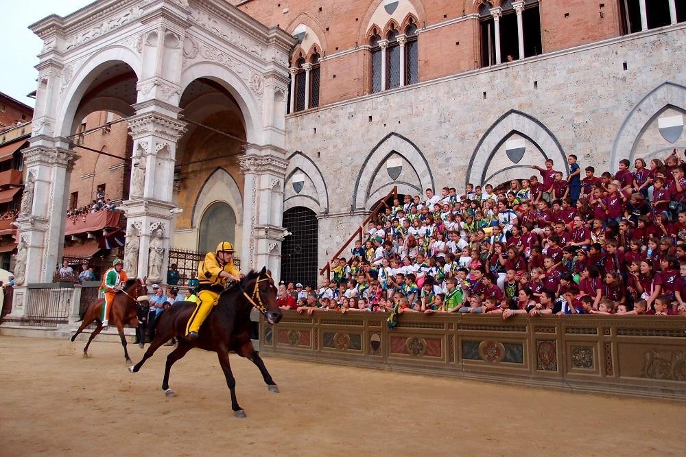 palio w sienie