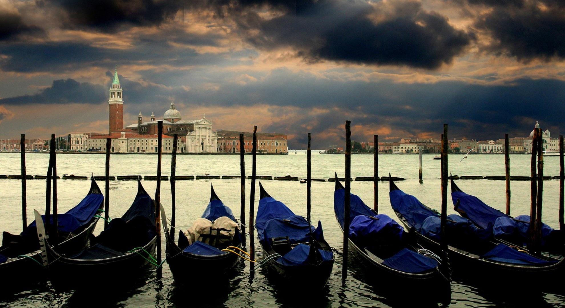 Przygoda w Italii – dlaczego warto tam spędzić wakacje?