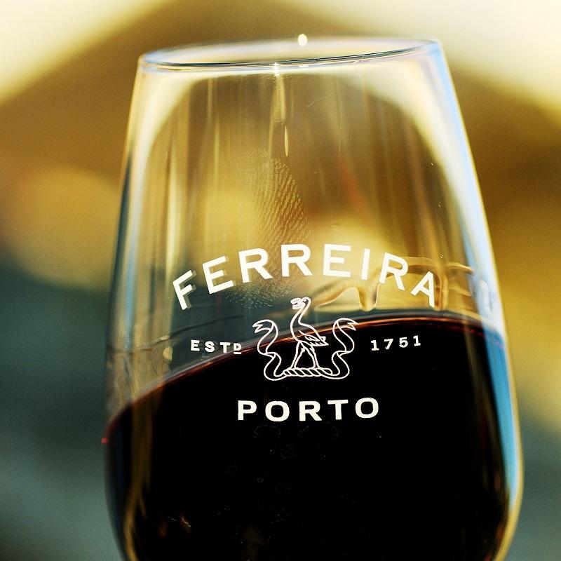wino z Portugalii