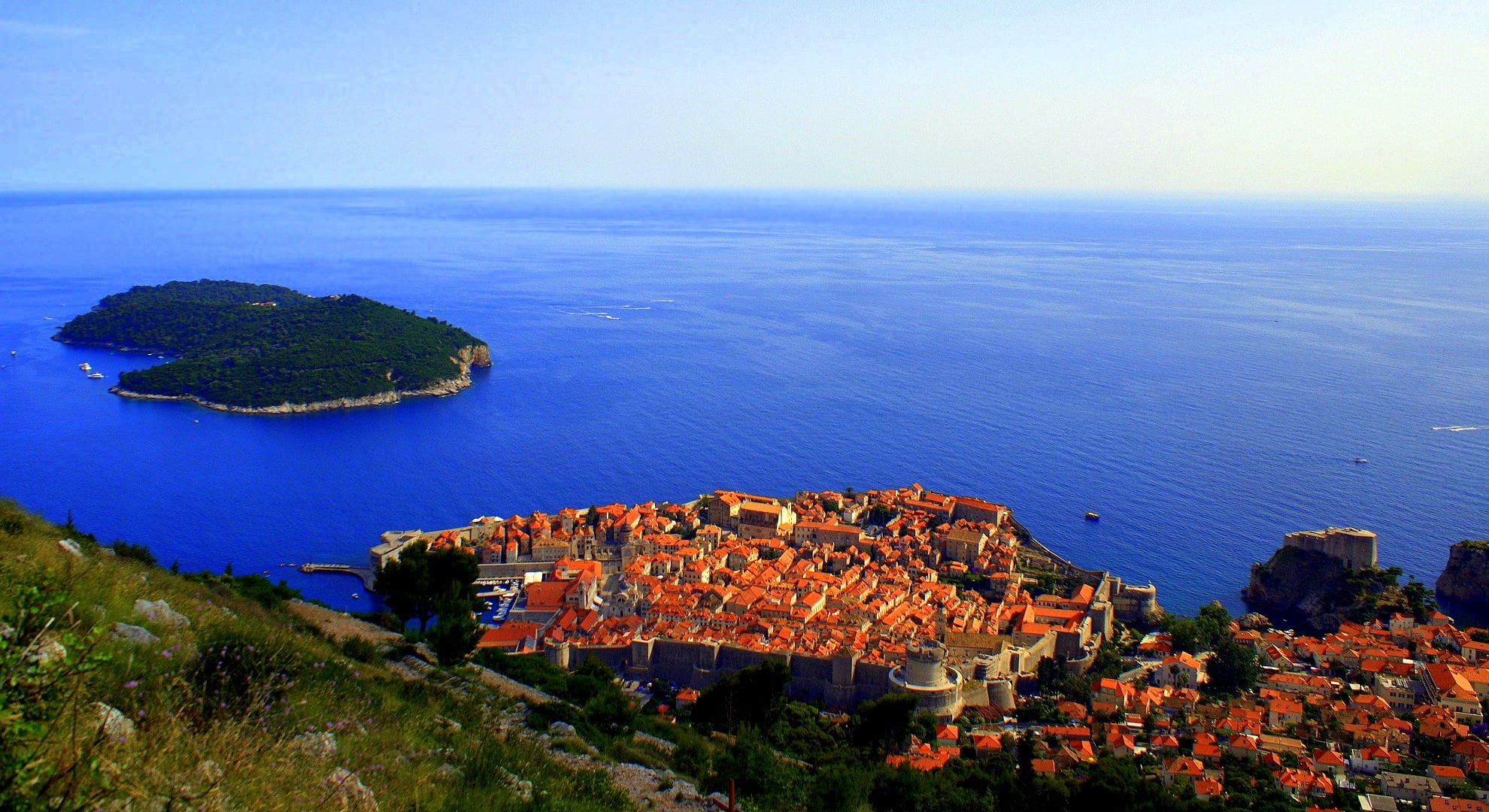 Wycieczki do Dubrownika – poznaj jego potężne mury