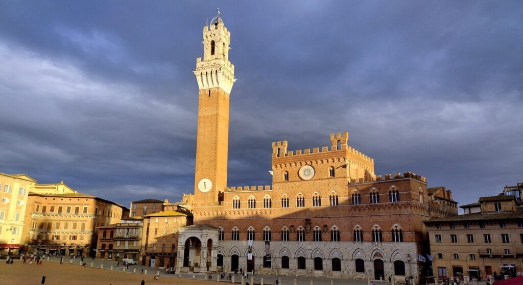 wycieczki lotnicze do włoch